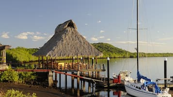 Dock