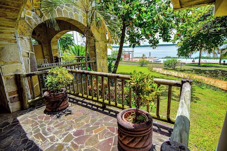 Terraza o patio. Marina Puesta del Sol