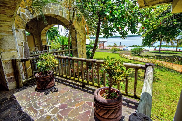 Suite, 1 Bedroom | Terrace/patio