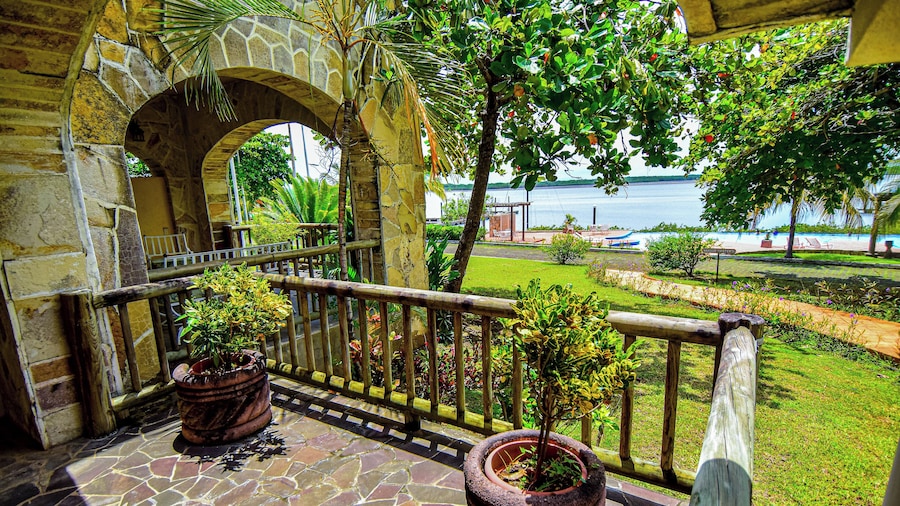 Marina Puesta del Sol