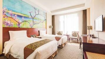 Minibar, in-room safe, cribs/infant beds, alarm clocks