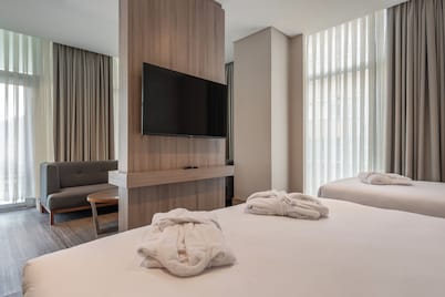Ramada Encore by Wyndham Istanbul Bayrampasa