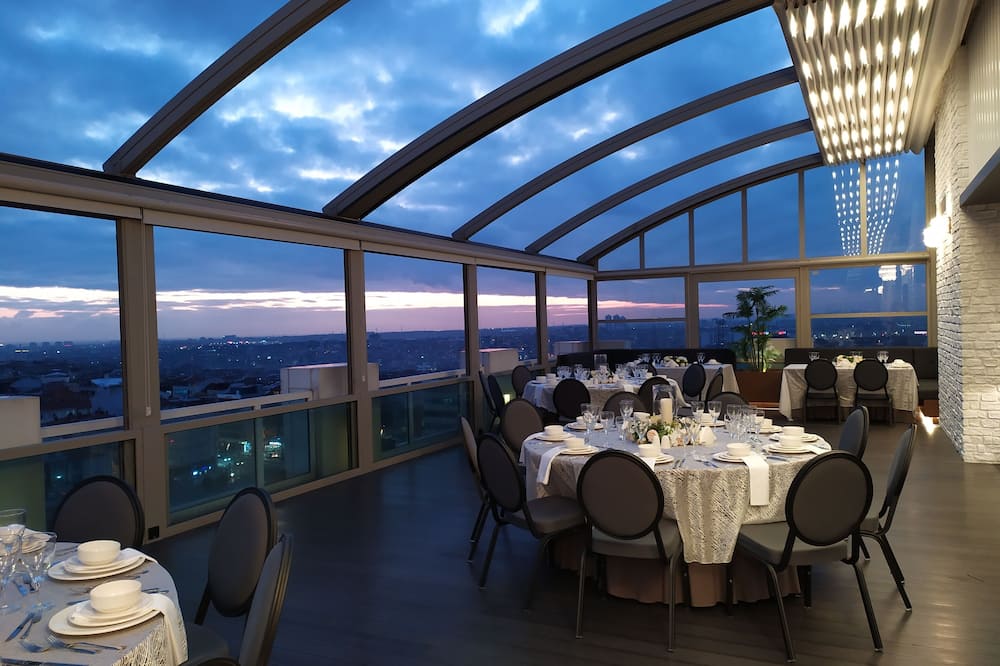 Ramada Encore by Wyndham Istanbul Bayrampasa