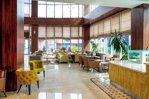 Bar (on property) - Ramada Encore by Wyndham Istanbul Bayrampasa (Istanbul)