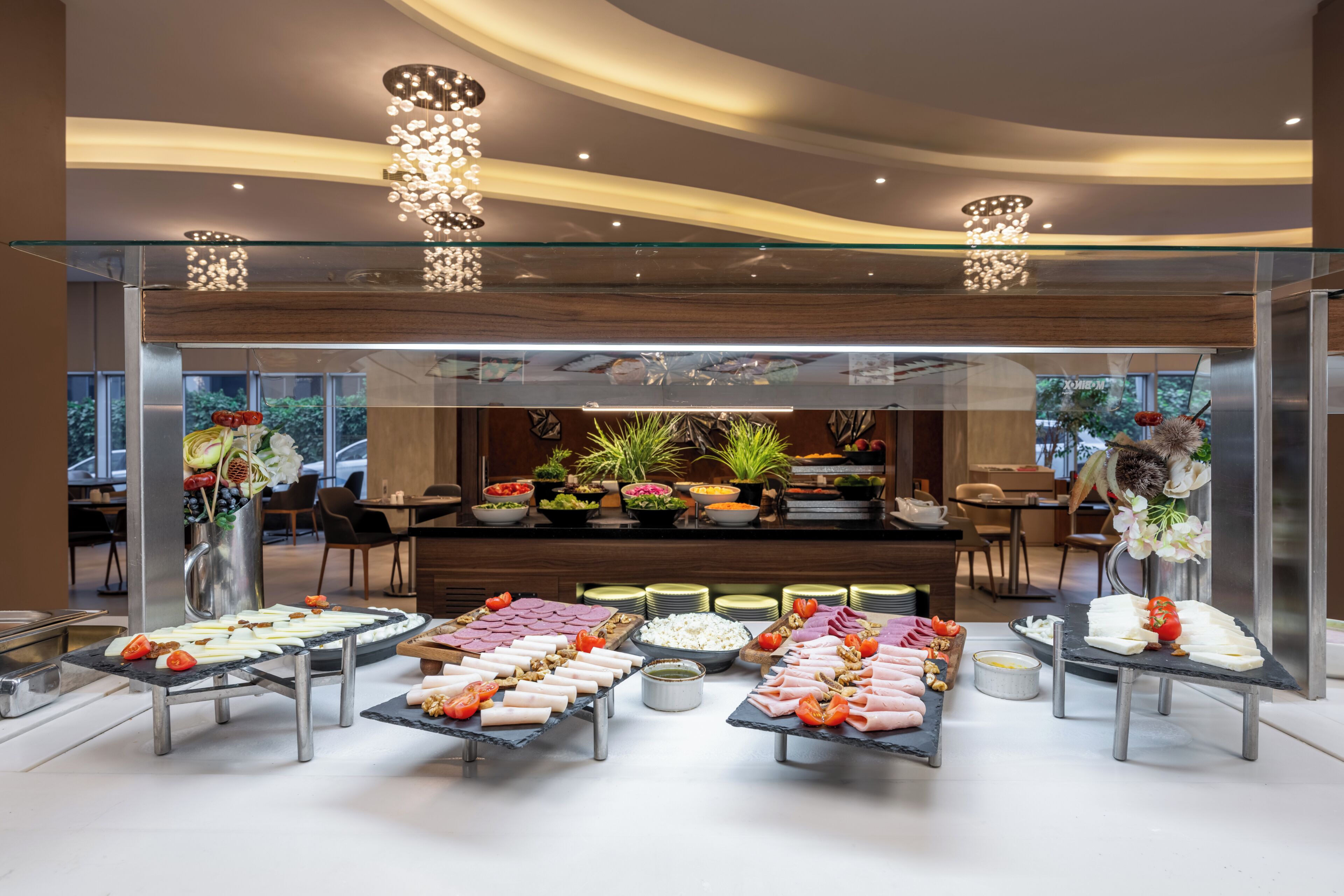 Colazione a buffet a pagamento, servita tutte le mattine 