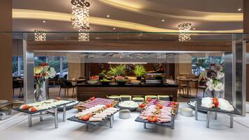 Colazione a buffet a pagamento, servita tutte le mattine