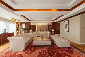 Presidential Suite | Living room - Wyndham Putian Downtown (Putian)