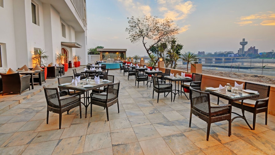 Lemon Tree Premier The Atrium, Ahmedabad