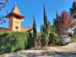 Front of property - Alpenhaus Pousada (Campos do Jordão)
