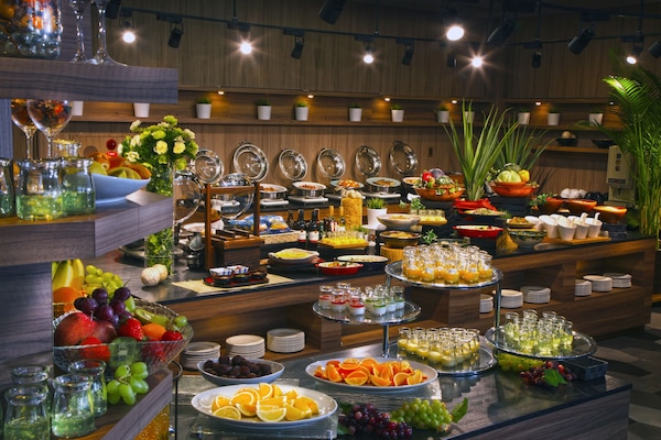 Desayuno buffet (JPY 1400 por persona)