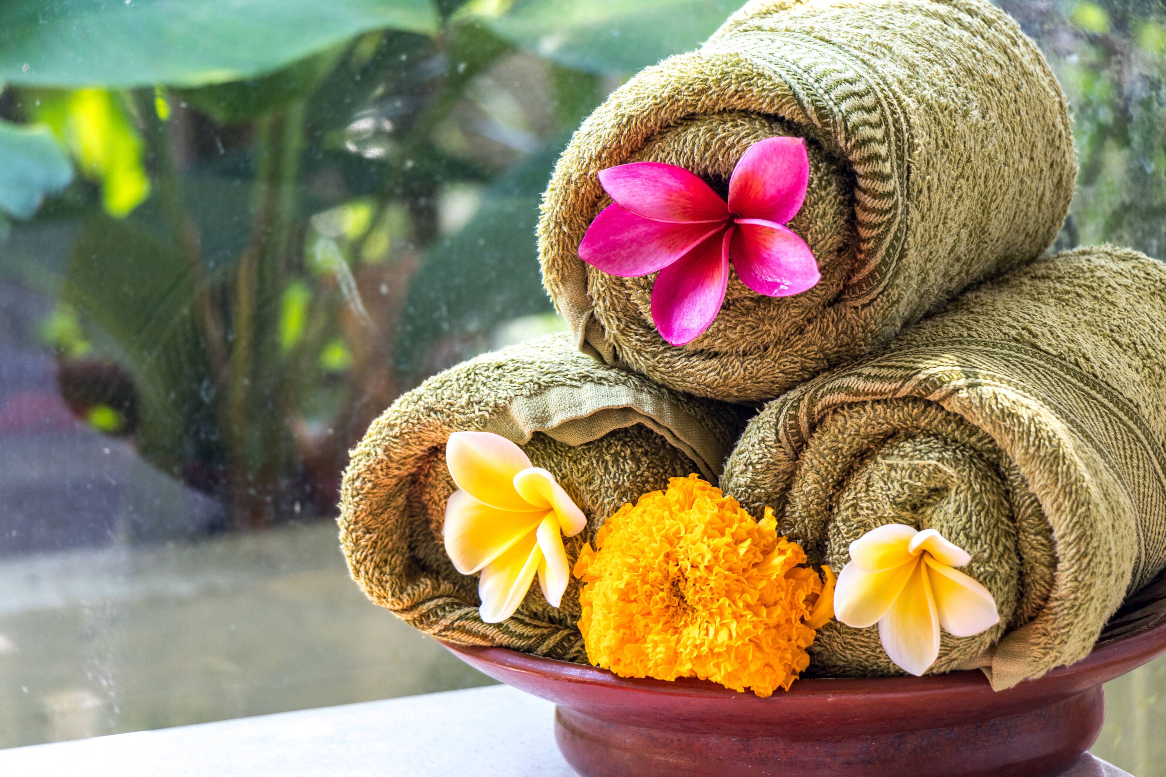 couples treatment room(s), sauna, hot tub, body treatments, aromatherapy