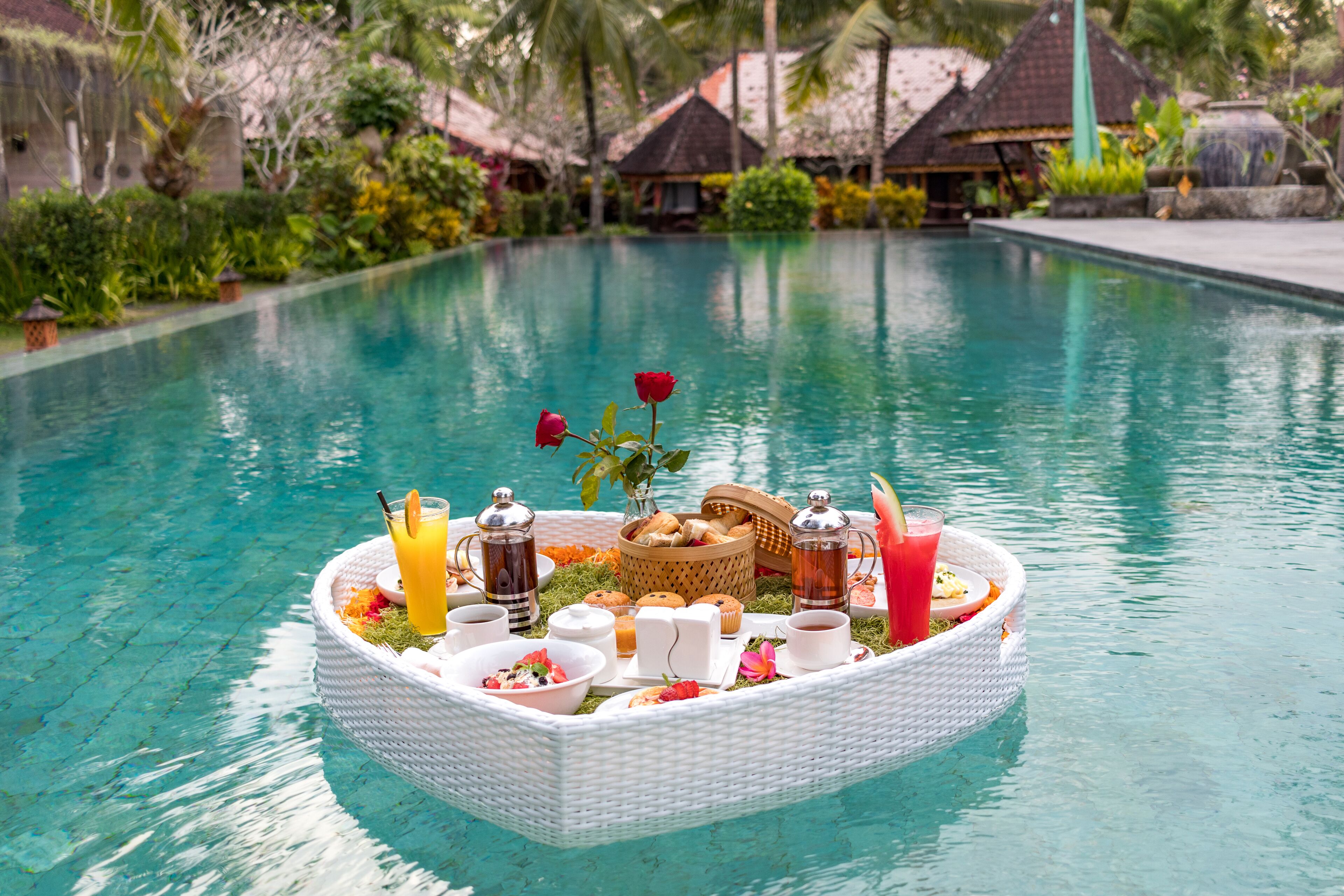 daily cooked-to-order breakfast (idr 70000 per person)