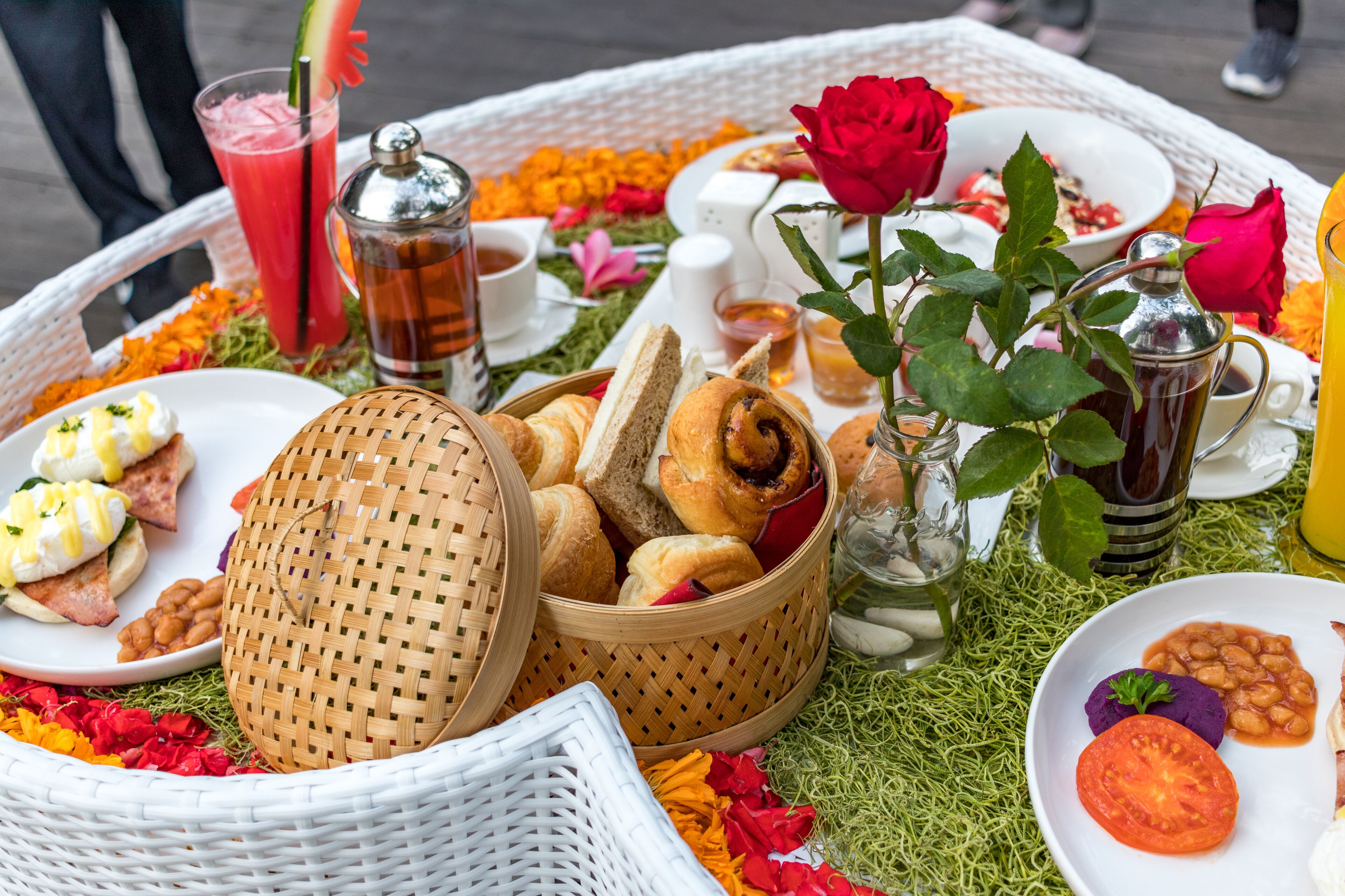 daily cooked-to-order breakfast (idr 70000 per person)