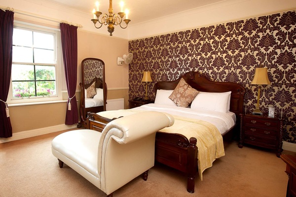 Seterika/papan seterika, Wi-fi percuma