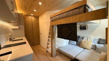 Studio Economy | Trang trí khác biệt, trang bị nội thất với thiết kế riêng biệt