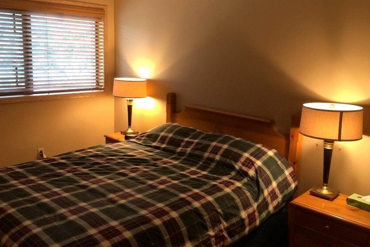 Wi-Fi gratuit, décoration personnalisée, ameublement personnalisé