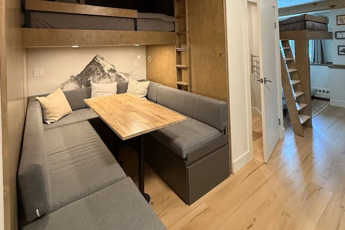 Studio économique | Décor unique, ameublement unique, accÚs au Wi-Fi (inclus)