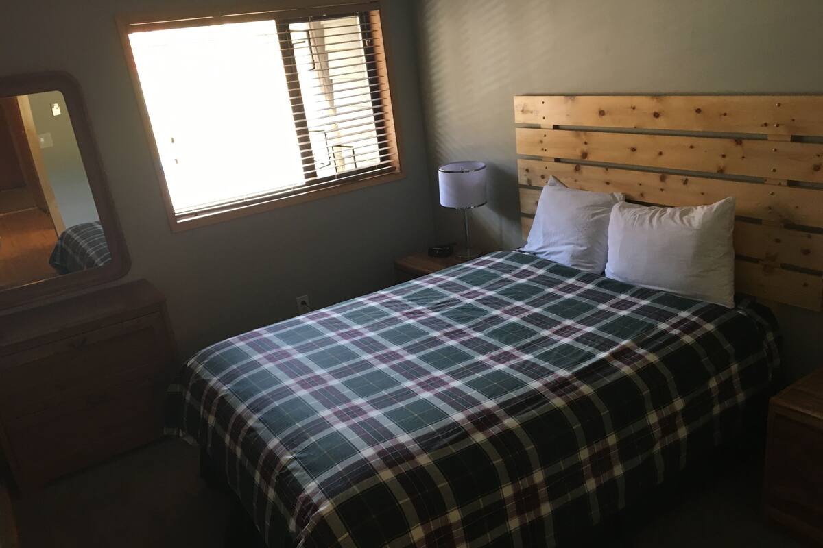 Appart'hôtel, 1 grand lit et 1 canapé-lit | Wi-Fi gratuit, décoration personnalisée, ameublement personnalisé