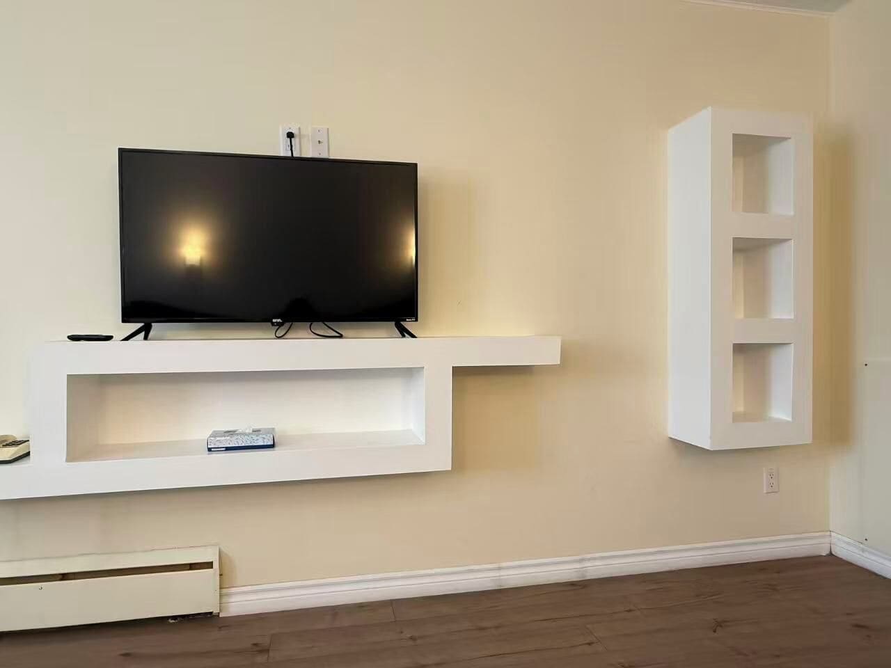 Standard Room, 2 Double Beds | Living area