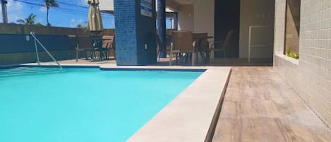 Outdoor pool, pool loungers