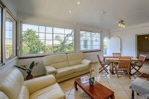 Family Suite | Bathroom