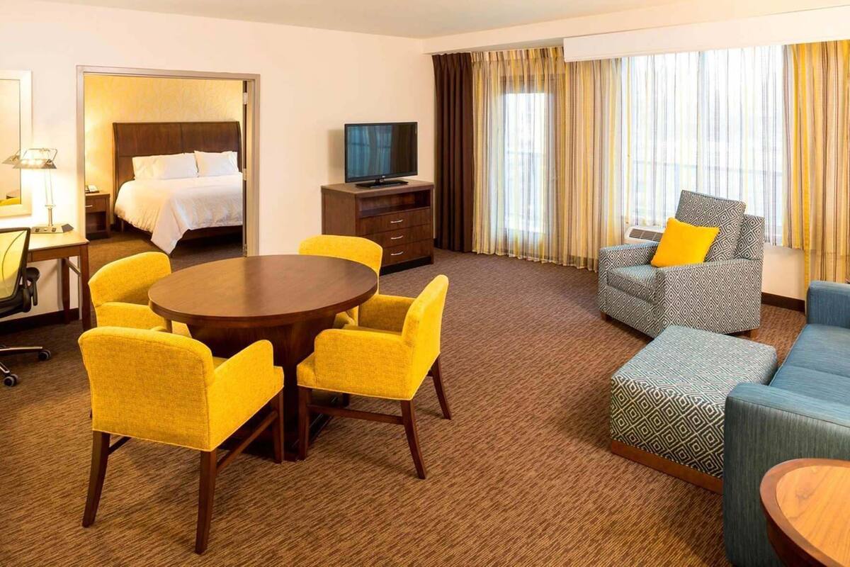 Free cots/infant beds, free WiFi, bed sheets
