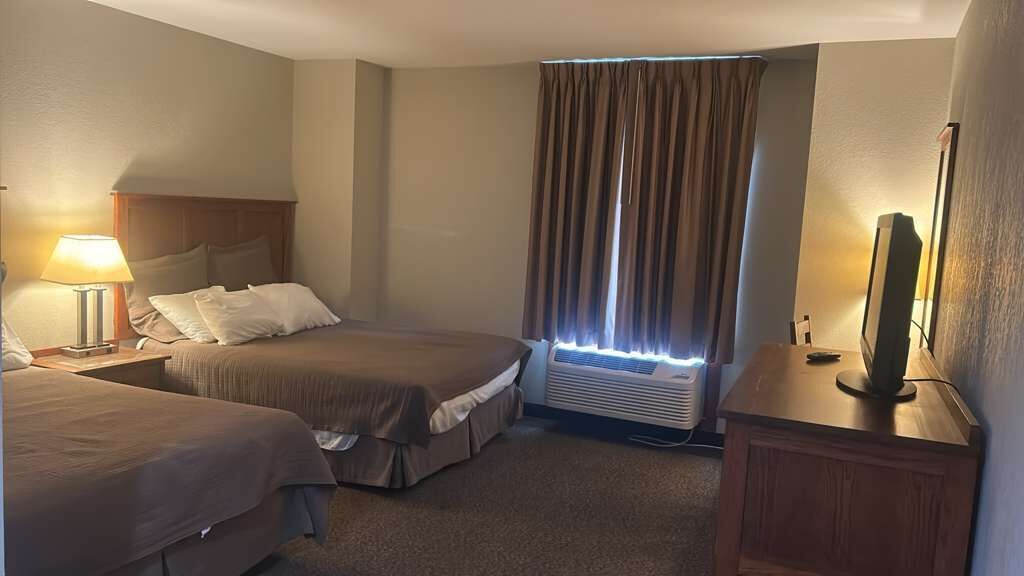 客房, 2 张大床, 通行无障碍 | 客房内保险箱、办公桌、熨斗/熨衣板、免费 WiFi