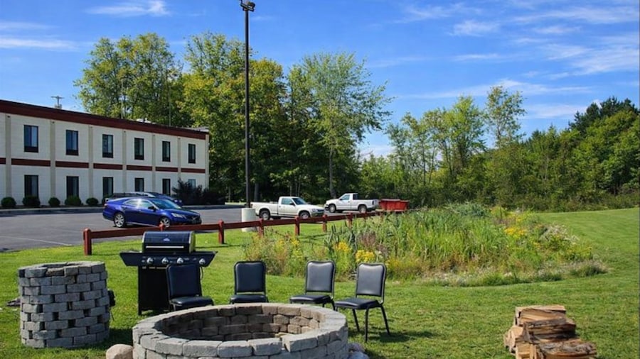 Pleasant Night Inn Carthage Near Fort Drum