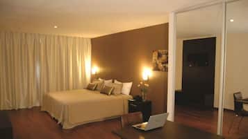 Minibar, in-room safe, blackout drapes, free cribs/infant beds