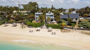 Premium-Villa, Mehrere Betten, Meerblick, Strandnähe | Strand-/Meerblick