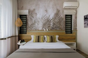 Stylia Villa Tropical | 3 bedrooms, free minibar items, in-room safe, individually decorated - Stylia Villas (Trou d'Eau Douce)