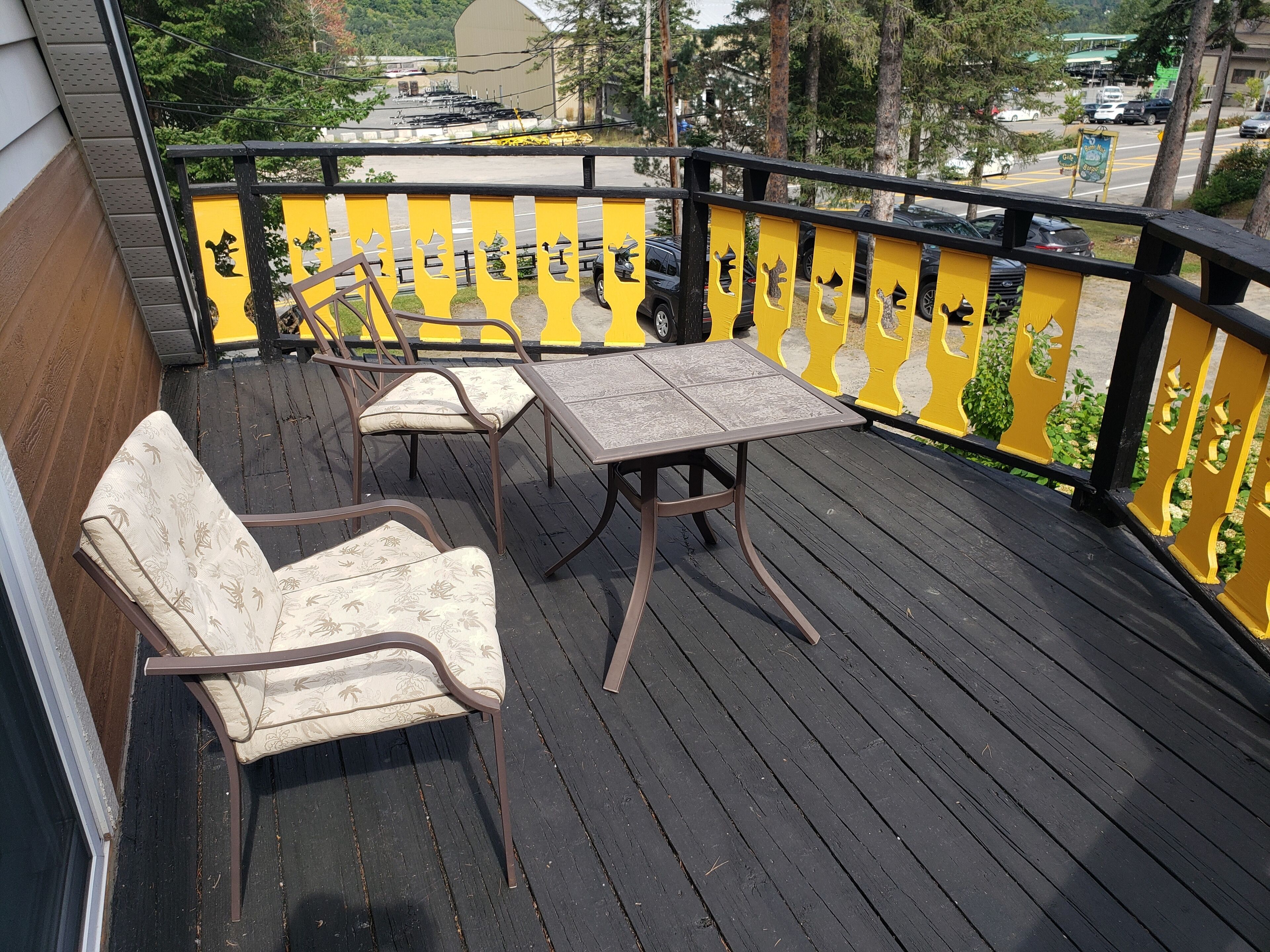 Huone, 1 keskisuuri parisänky, parveke (Amorosso)