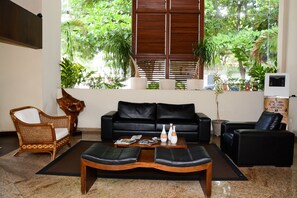 Lobby sitting area - Elegance Flat Hotel (Natal)