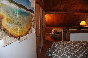 Apartamento, 2 habitaciones | Decoración individual, mobiliario individual, wifi gratis y ropa de cama