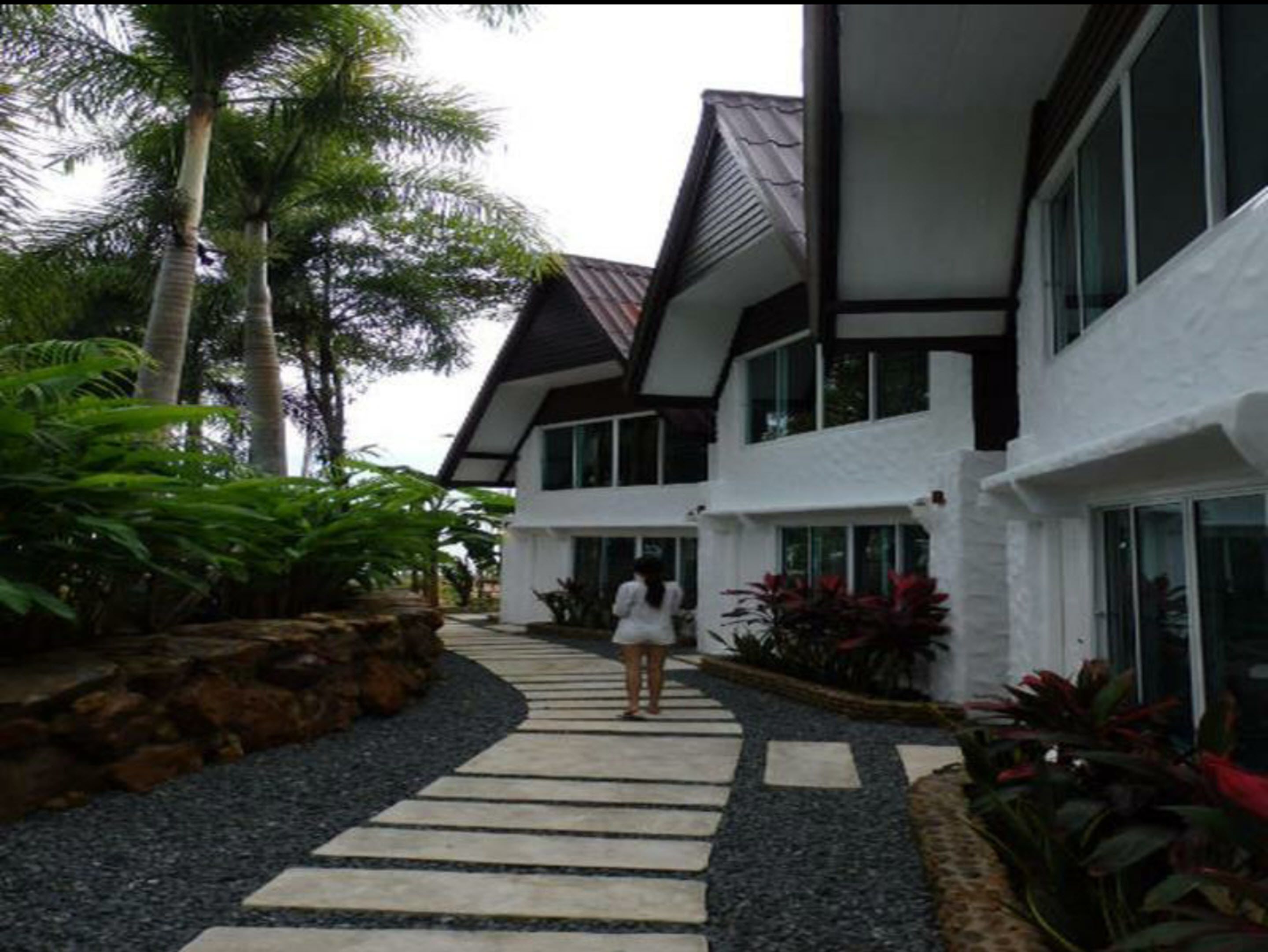 standard room - 200 meters away from the parama resort (there are golf carts available) | in-room safe, blackout curtains, rollaway beds, free wifi