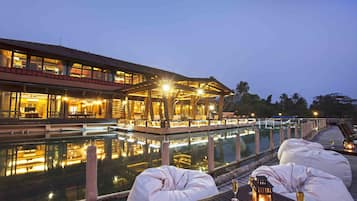 Breakfast, lunch, dinner served; Thai cuisine, alfresco dining