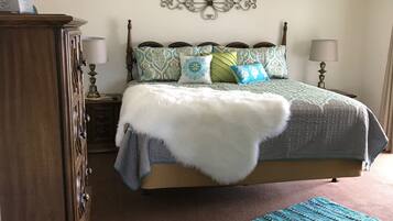 Comfort Cottage | 2 bedrooms, memory foam beds, individually decorated