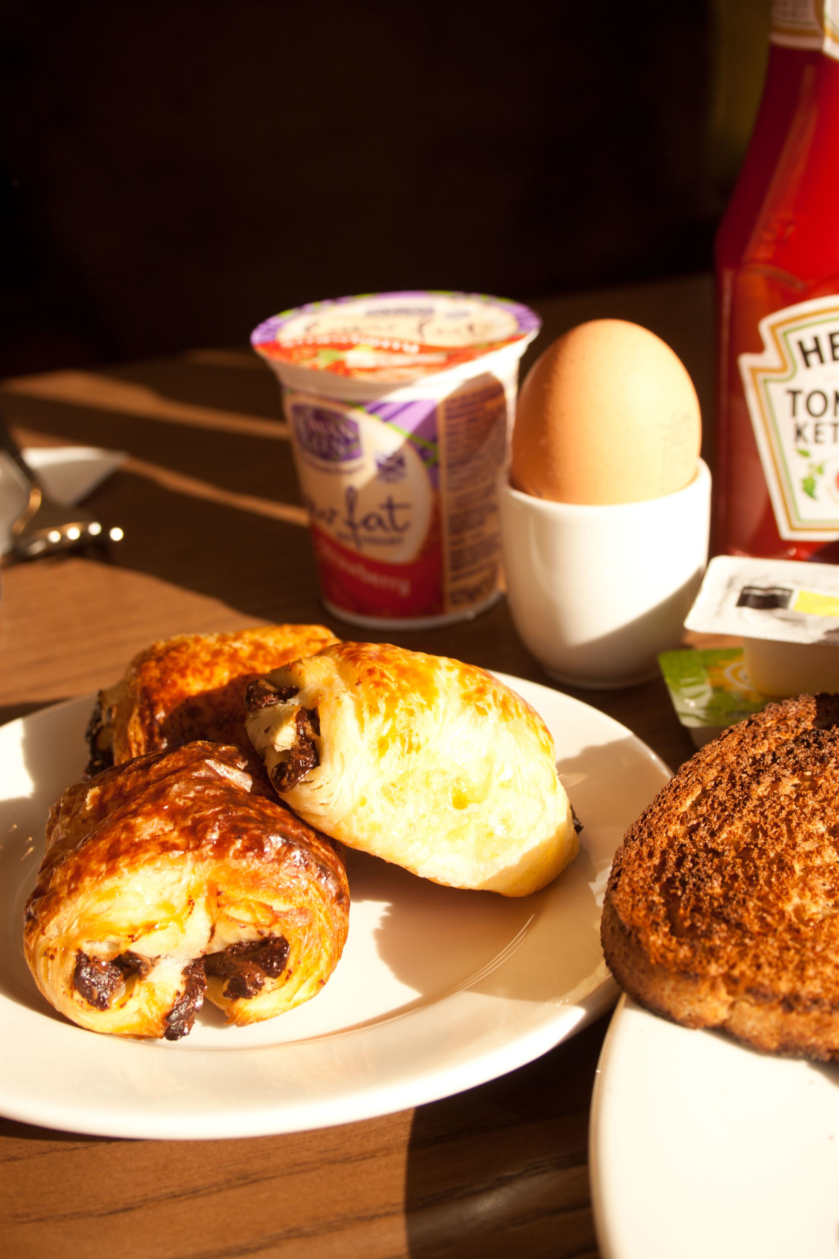 daily continental breakfast (gbp 8.50 per person)