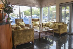 Bar (en el alojamiento)