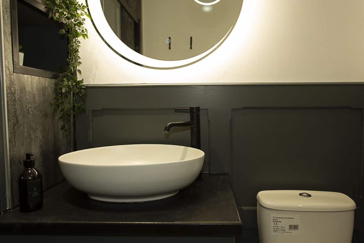 double or twin room, ensuite, sea view | 1 bedroom