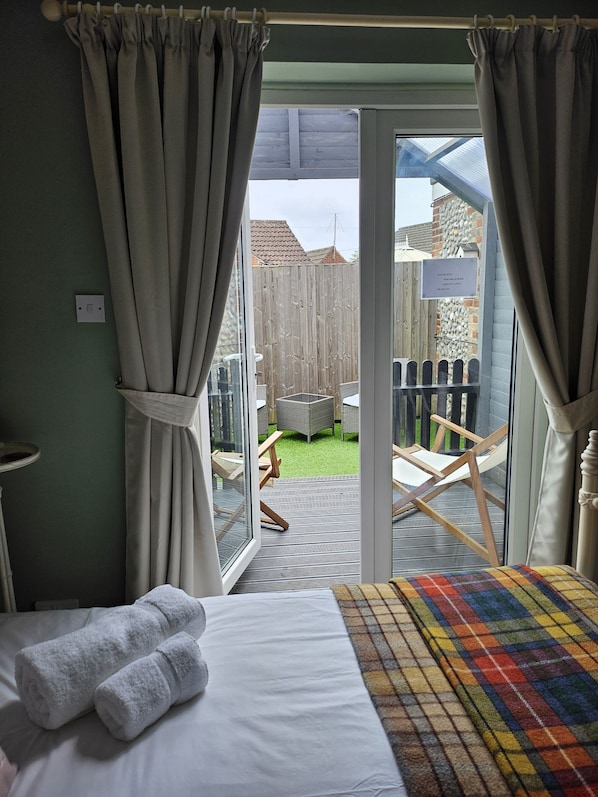 Superior Double Room, Ensuite (Kelling with courtyard)