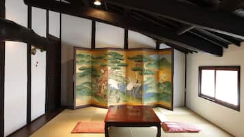 Machiya Townhouse (with hinoki bath) | 1 bedroom, down comforters, in-room safe, individually decorated