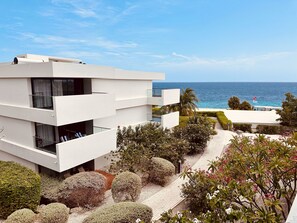 Room, 1 King Bed, Ocean View | Beach/ocean view