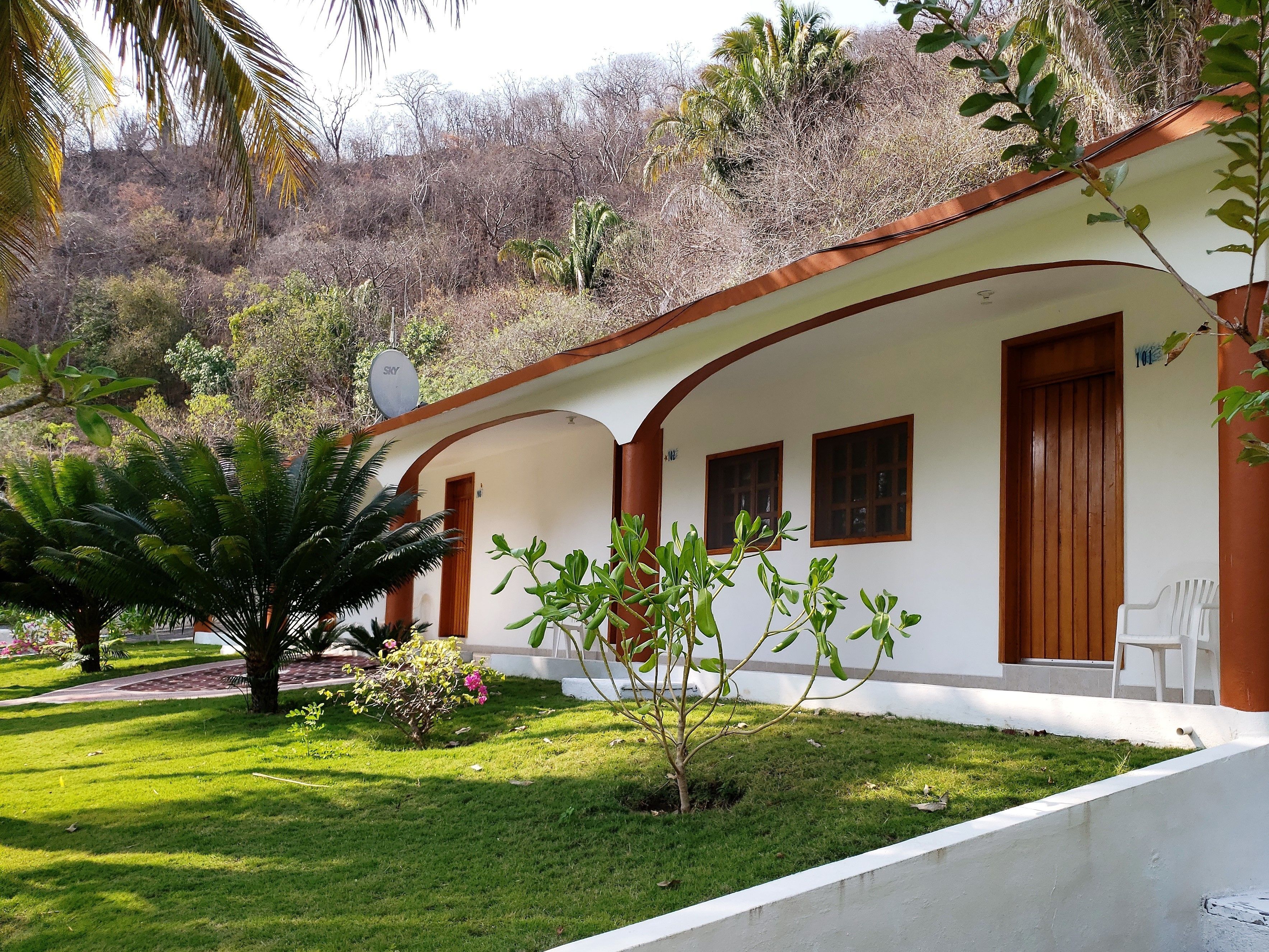 studio, 1 king bed, kitchenette | in-room safe, bed sheets