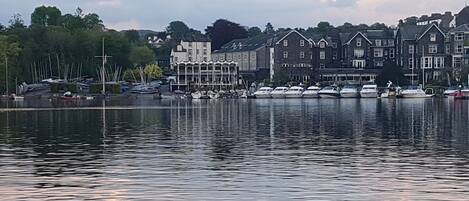 Pemandangan dari properti