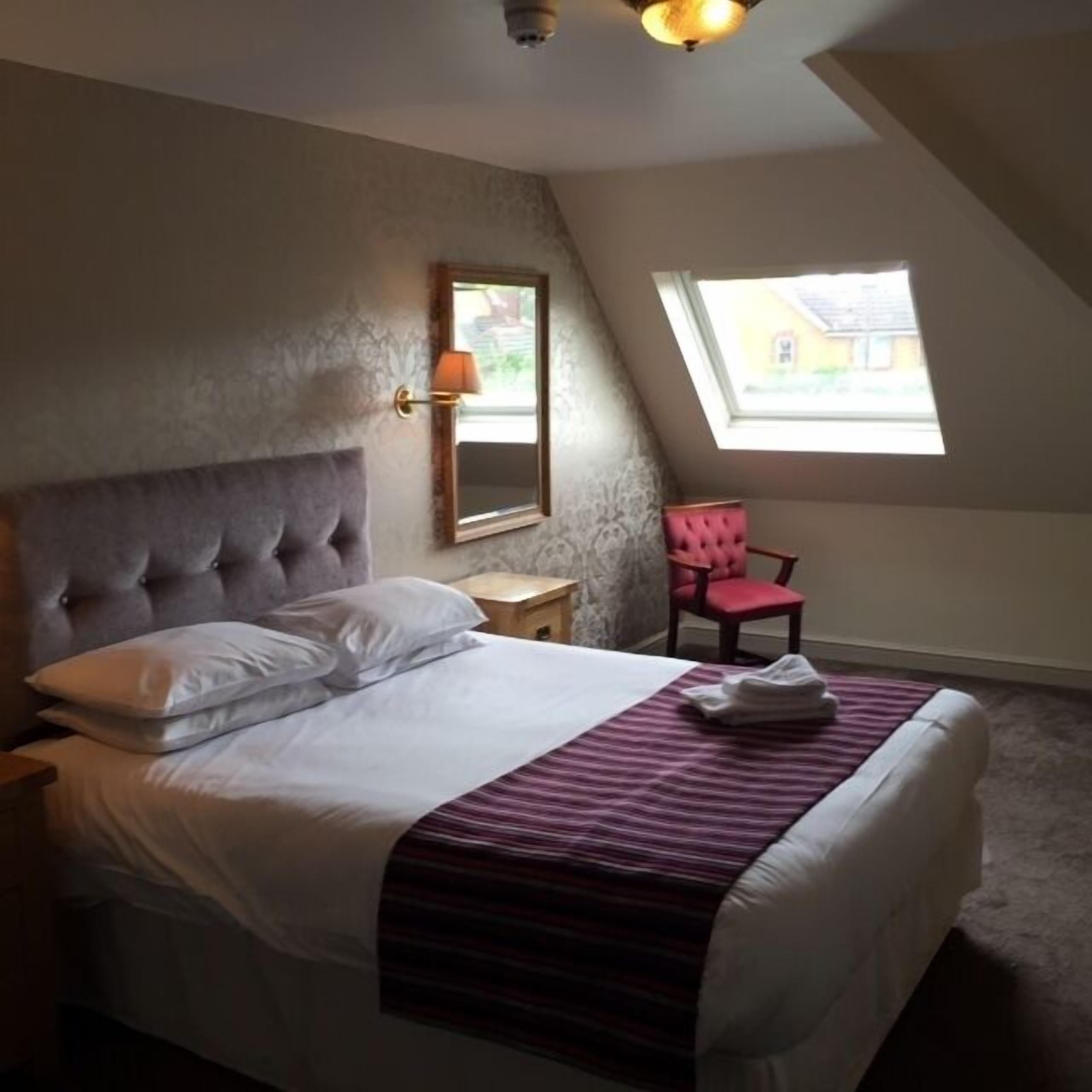 double room | rollaway beds, free wifi, bed sheets
