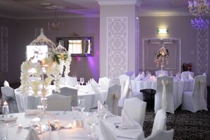 Indoor wedding - The Strawberry Bank (Solihull)