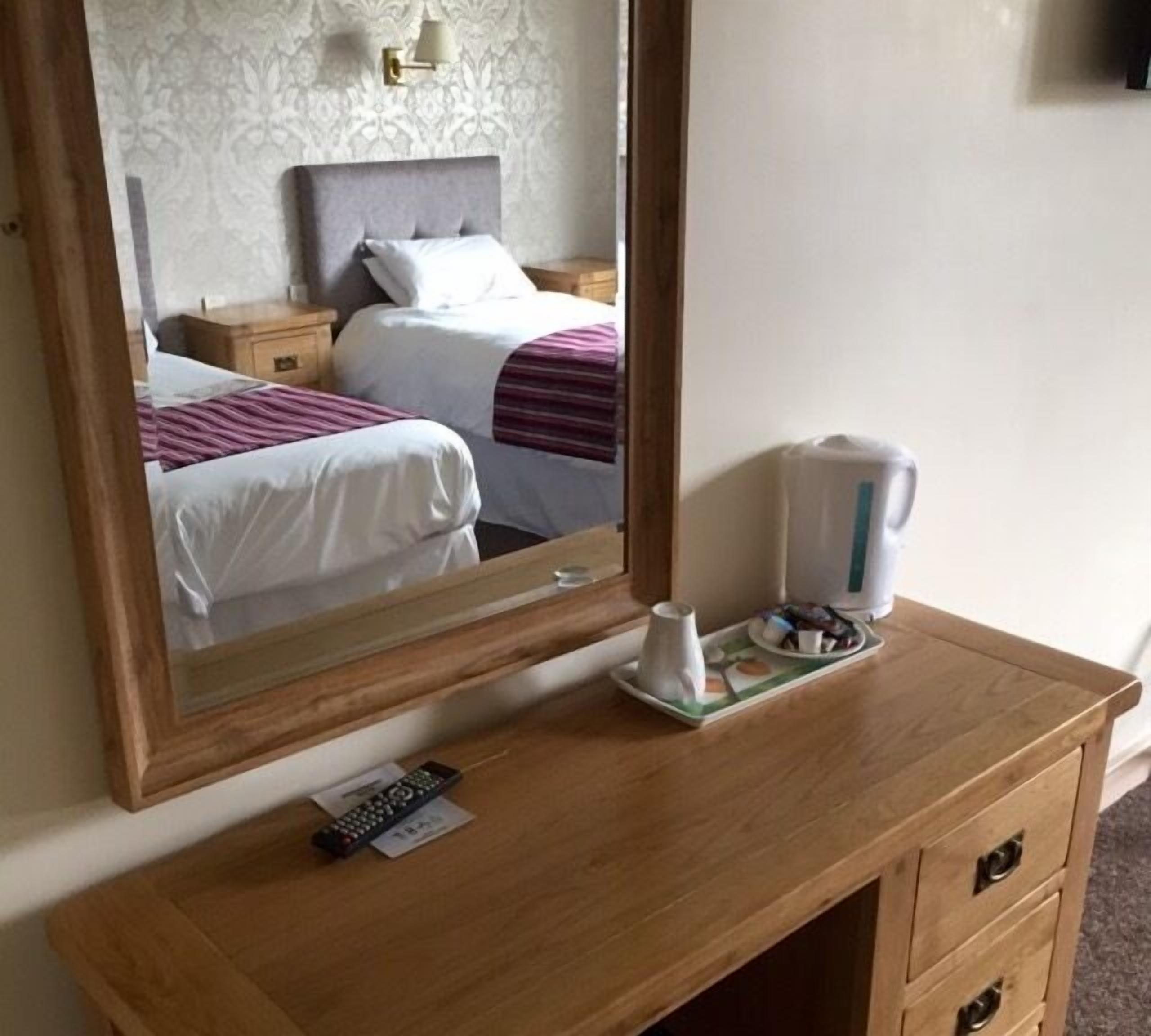 twin room | room amenity