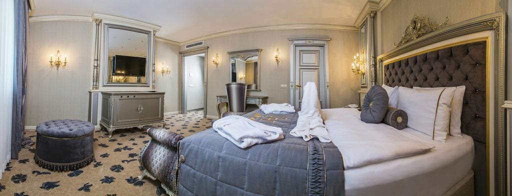 minibar, in-room safe, desk, soundproofing