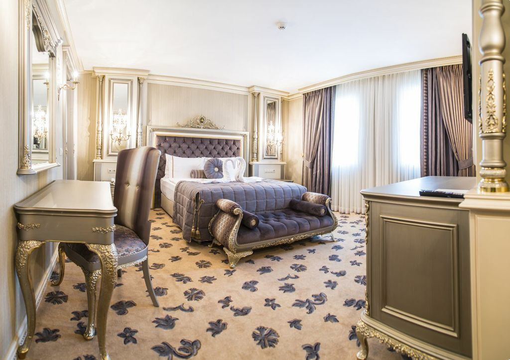 minibar, in-room safe, desk, soundproofing